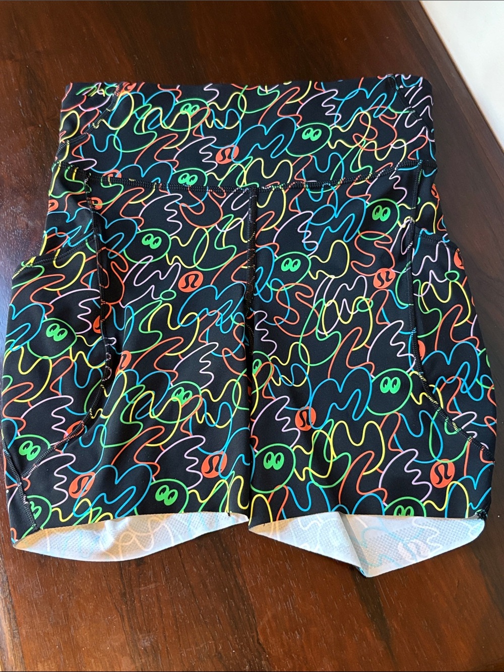 lululemon athletica Sea Wheezefast and free high rise 2026 shorts size 6